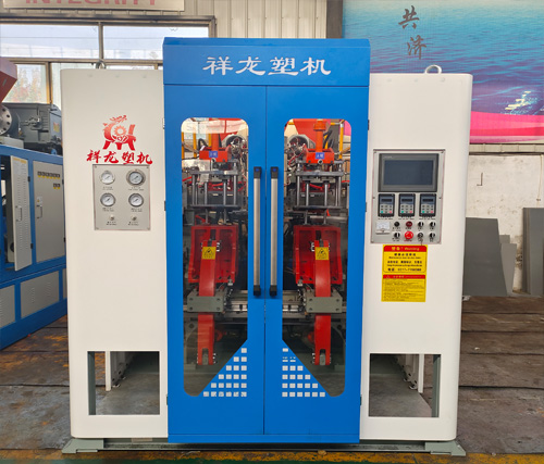 16、全自動(dòng)75吹塑機(jī)1.jpg